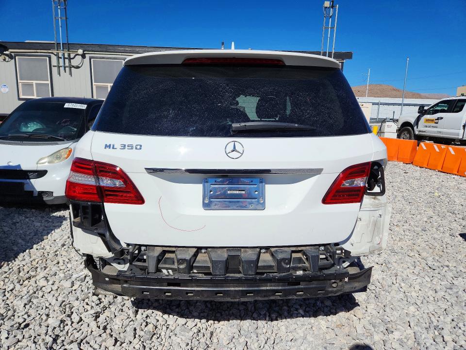 2015 Mercedes-benz Ml მანქანა იყიდება აუქციონზე, vin: 4JGDA5JB2FA557129, აუქციონის ნომერი: 67996336