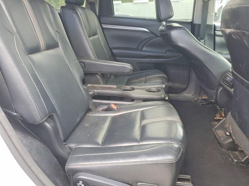 Продаж на аукціоні авто 2017 Toyota Highlander, vin: 5TDJZRFHXHS395440, номер лоту: 68214786