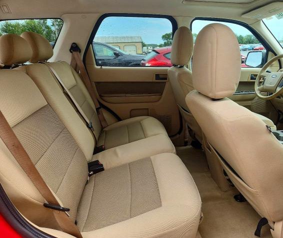 68791126 :رقم المزاد ، 1FMCU03749KA86873 vin ، 2009 Ford Escape مزاد بيع