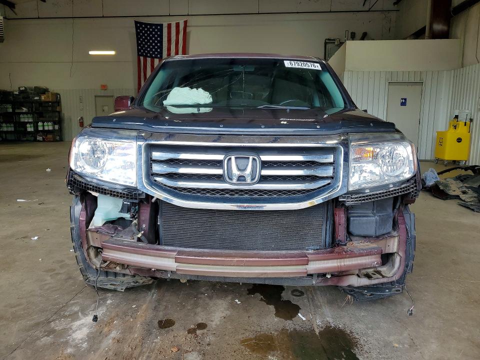 67920576 :رقم المزاد ، 5FNYF3H70EB013800 vin ، 2014 Honda Pilot مزاد بيع