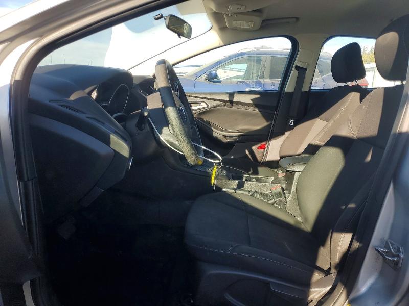 70621146 :رقم المزاد ، 1FADP3F27HL296433 vin ، 2017 Ford Focus مزاد بيع