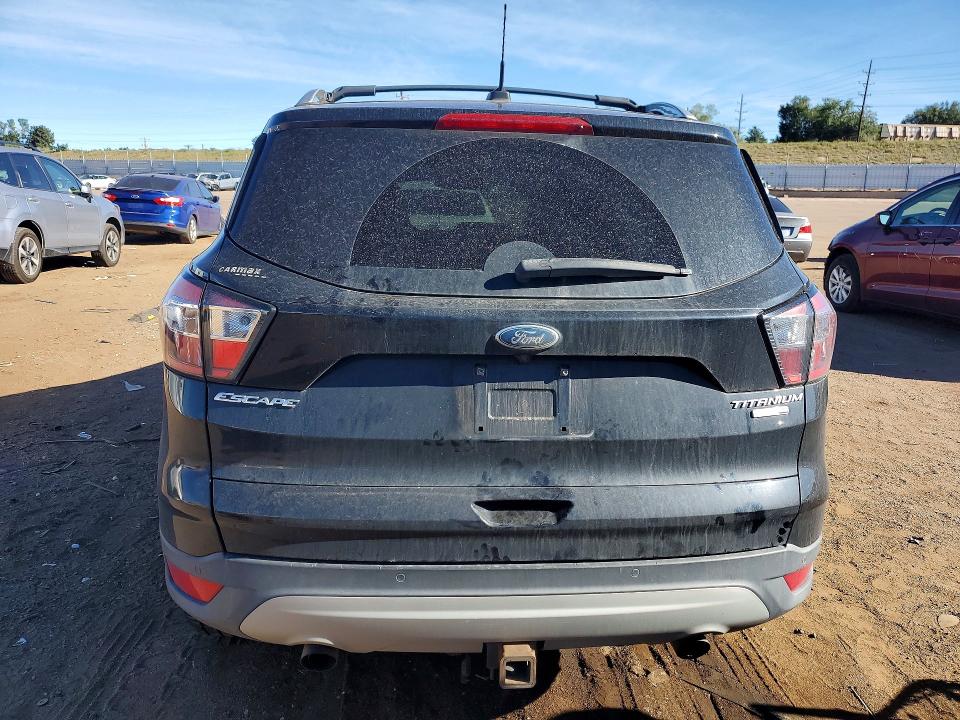 Продажа на аукционе авто 2017 Ford Escape, vin: 1FMCU9J99HUE91249, номер лота: 68449336
