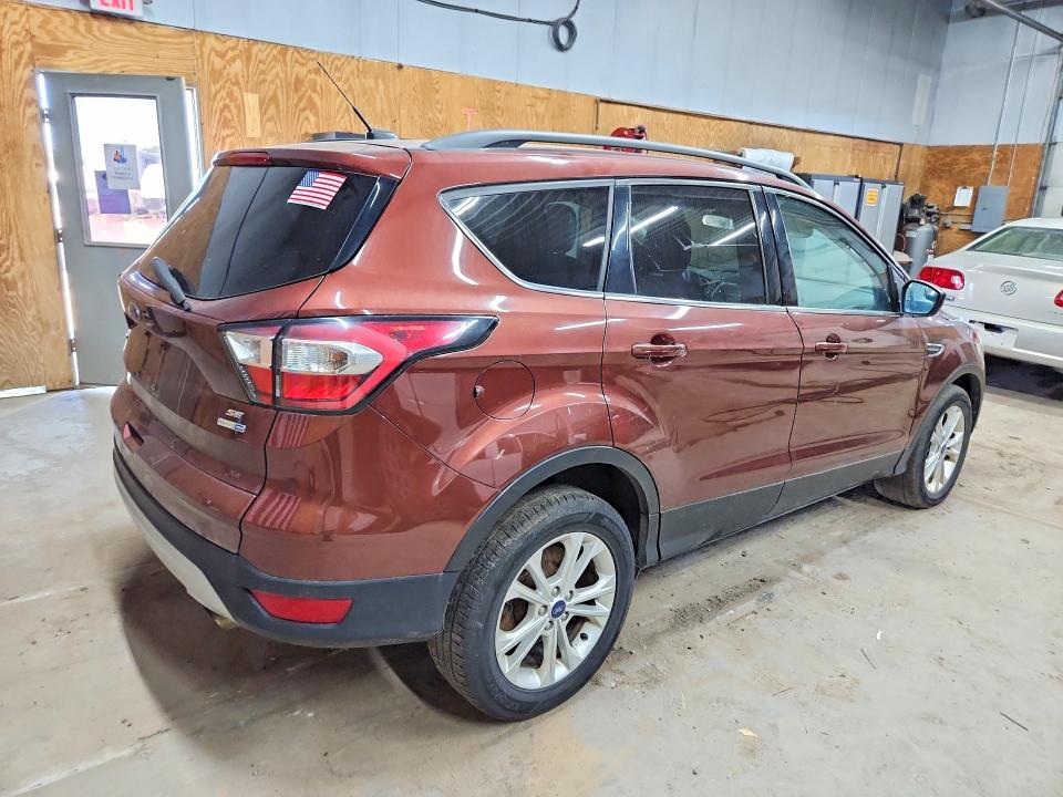 70004986 :رقم المزاد ، 1FMCU9GDXJUA43703 vin ، 2018 Ford Escape مزاد بيع