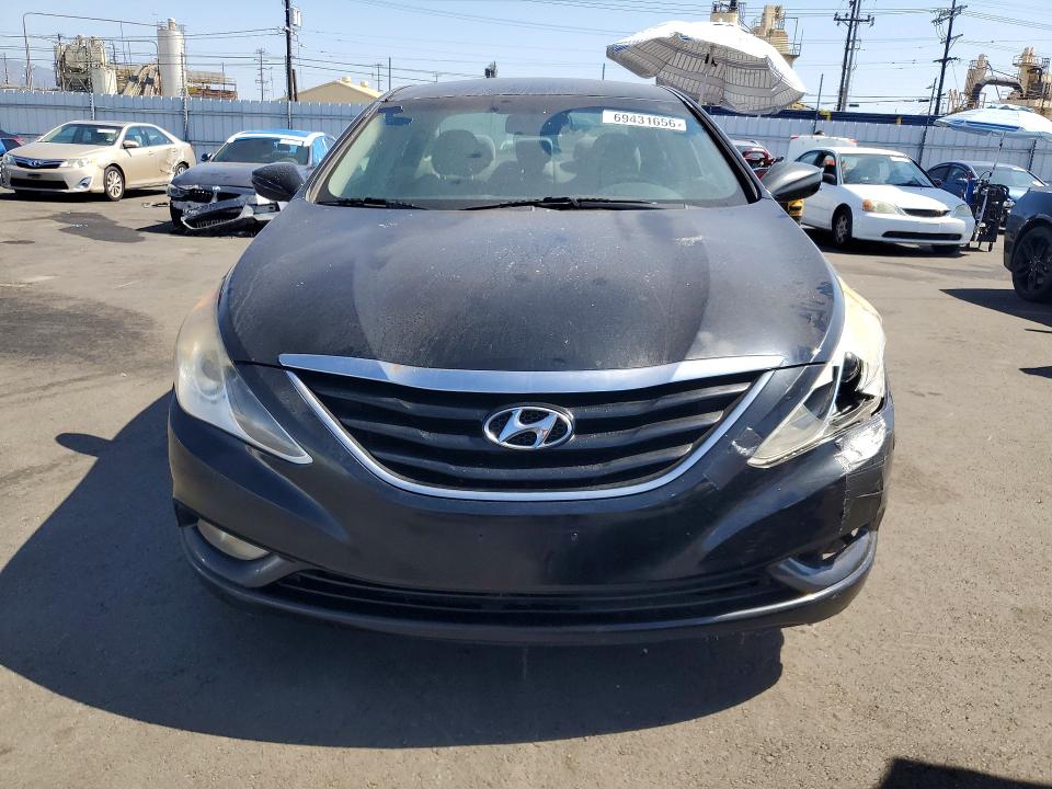 69431656 :رقم المزاد ، 5NPEB4ACXDH632304 vin ، 2013 Hyundai Sonata مزاد بيع