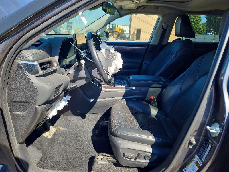 Продажа на аукционе авто 2021 Toyota Highlander, vin: 5TDDZRBH9MS069819, номер лота: 70304106