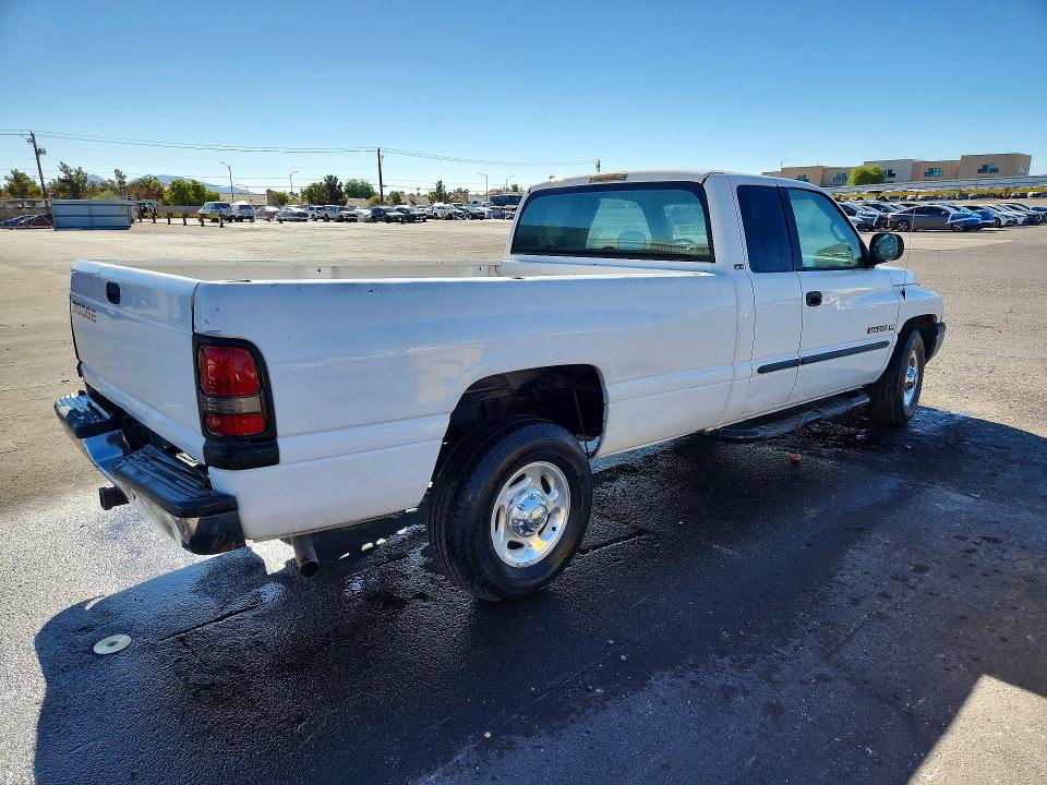 67837906 :رقم المزاد ، 3B7KC23W22M210904 vin ، 2002 Dodge Ram 2500 مزاد بيع