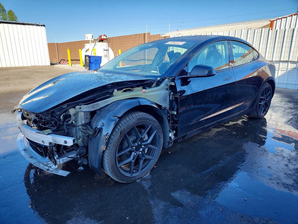 2022 Tesla Model 3 მანქანა იყიდება აუქციონზე, vin: 5YJ3E1EA3NF368767, აუქციონის ნომერი: 69828886