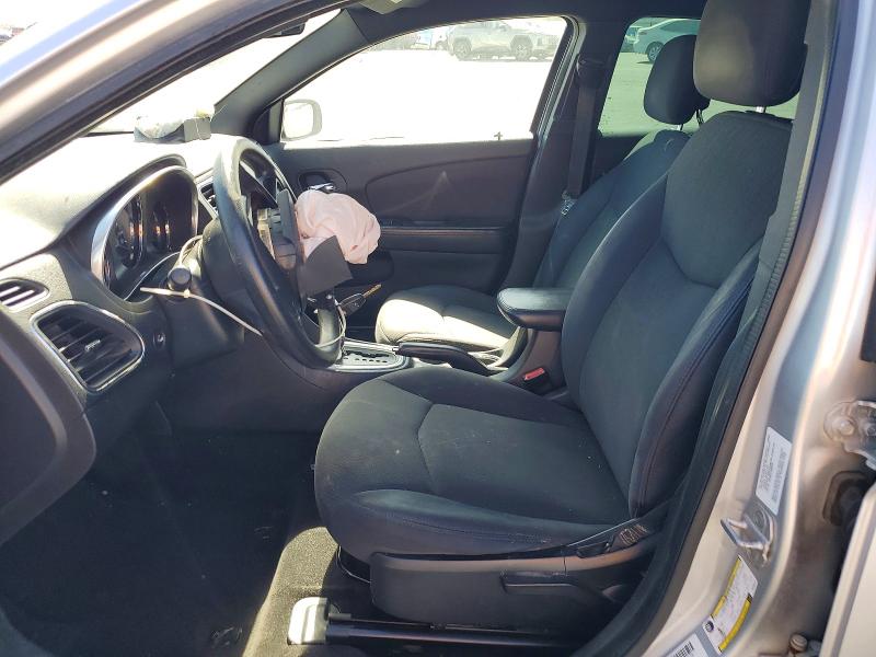 68819756 :رقم المزاد ، 1C3CCBAB4CN289573 vin ، 2012 Chrysler 200 مزاد بيع