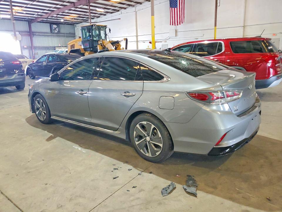 2018 Hyundai Sonata Hybrid მანქანა იყიდება აუქციონზე, vin: KMHE34L3XJA083356, აუქციონის ნომერი: 68037946