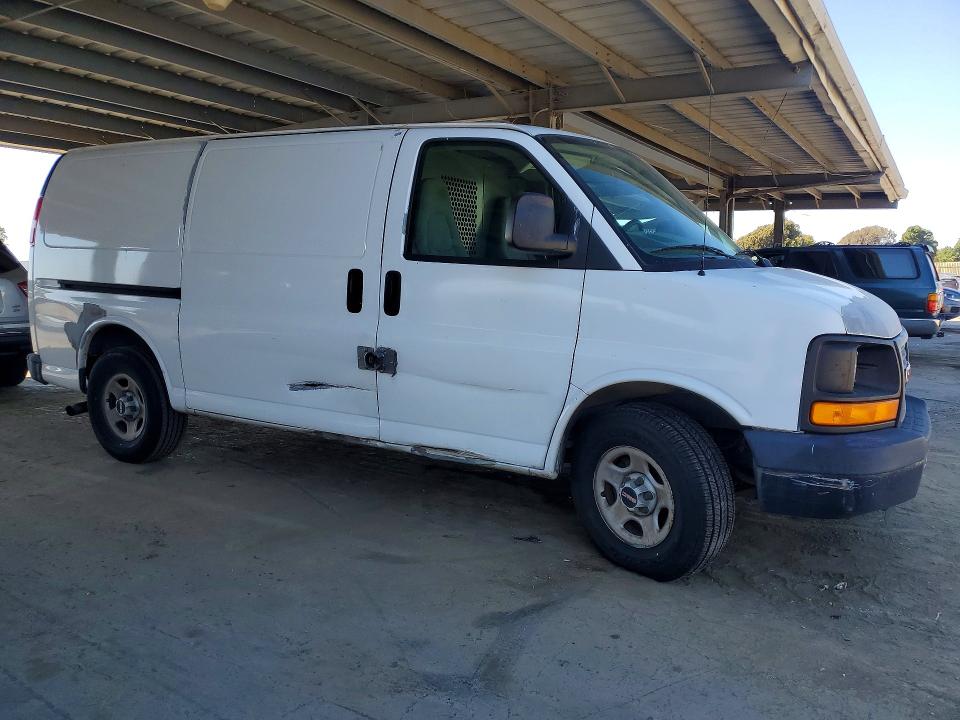69630396 :رقم المزاد ، 1GTFG15X481180851 vin ، 2008 Gmc Savana مزاد بيع