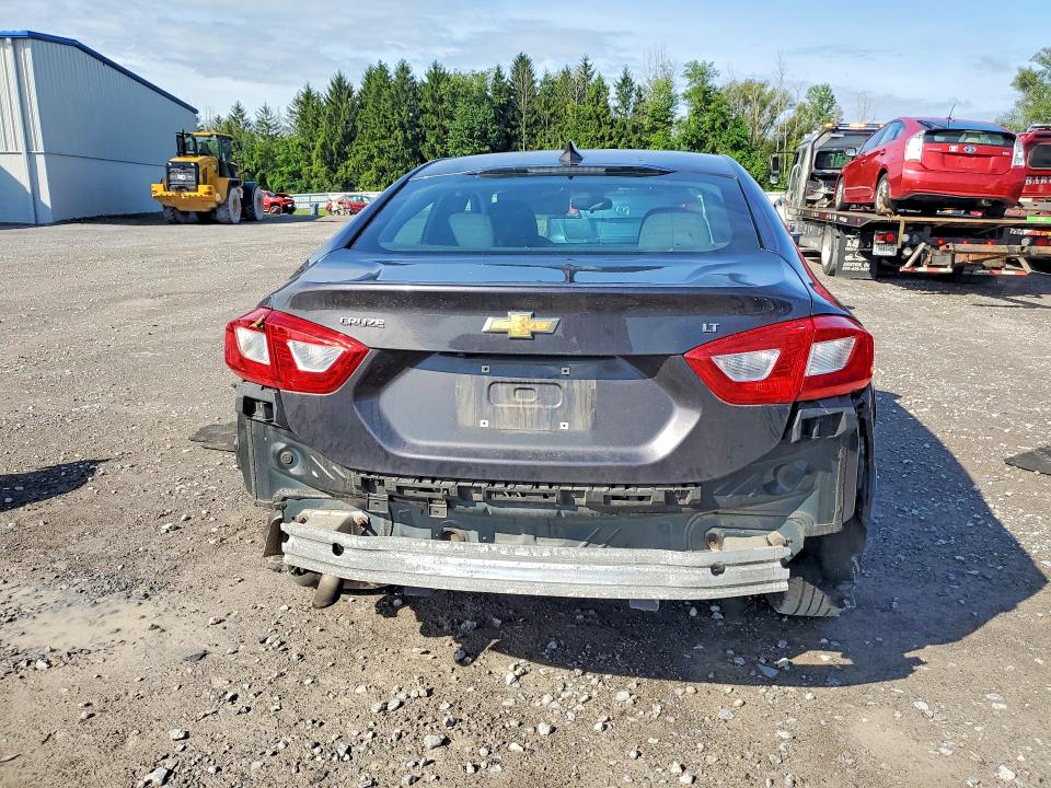 2017 Chevrolet Cruze მანქანა იყიდება აუქციონზე, vin: 1G1BE5SM4H7246049, აუქციონის ნომერი: 67687016