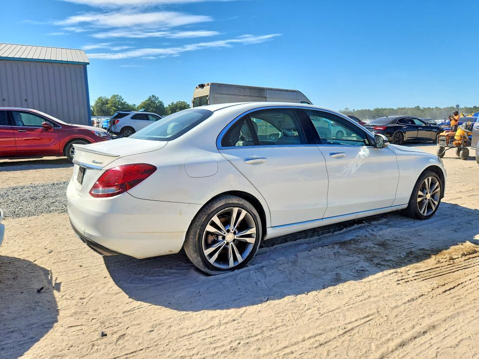 2016 Mercedes-benz C მანქანა იყიდება აუქციონზე, vin: 55SWF4KB0GU169315, აუქციონის ნომერი: 70974846