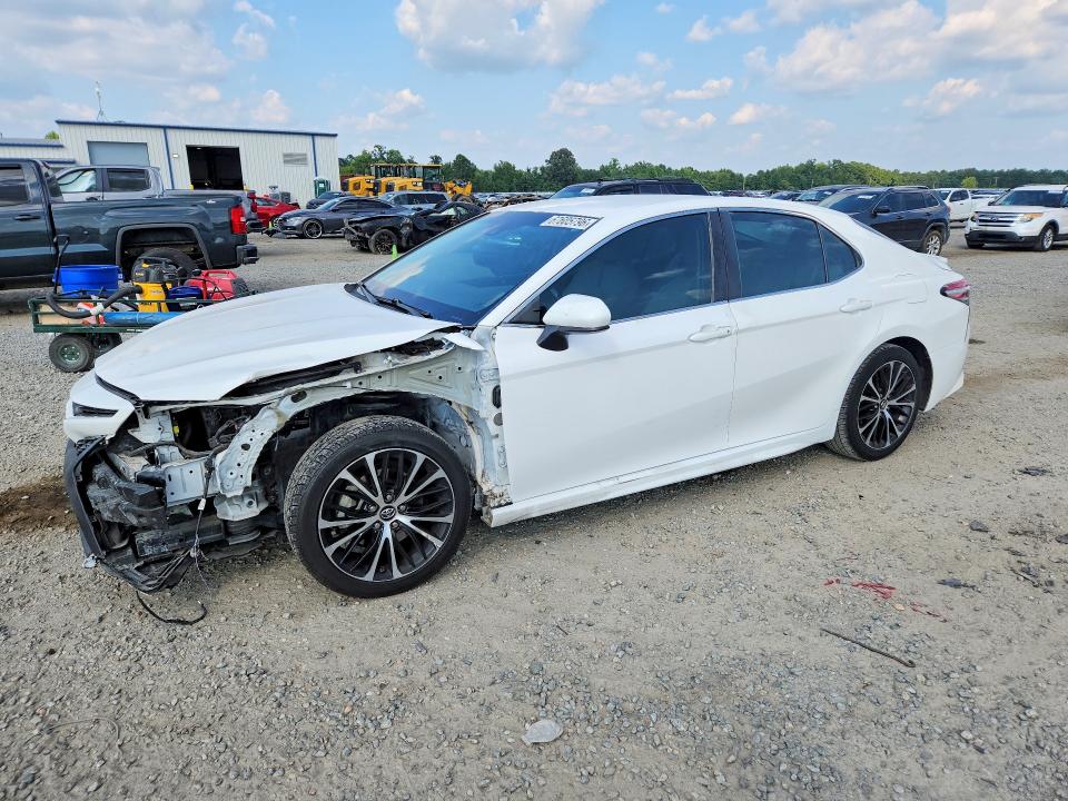 Продаж на аукціоні авто 2018 Toyota Camry, vin: 4T1B11HK3JU661822, номер лоту: 67605796