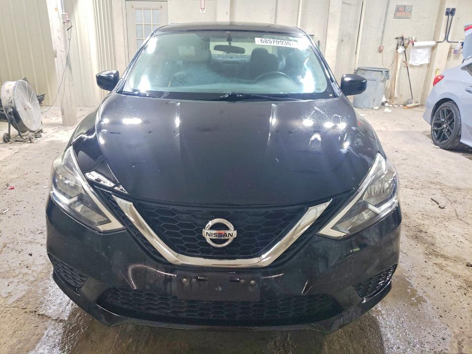 68570936 :رقم المزاد ، 3N1AB7AP7HL719802 vin ، 2017 Nissan Sentra مزاد بيع