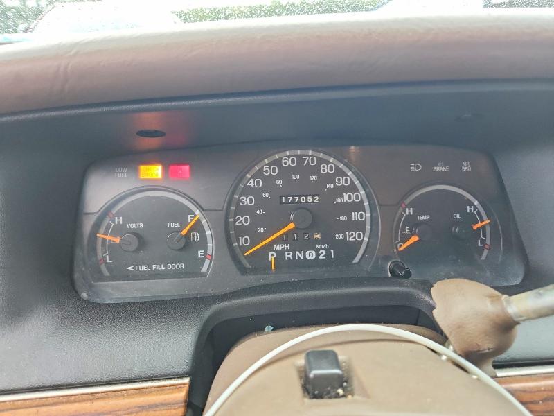 Продажа на аукционе авто 1997 Ford Crown Victoria, vin: 2FALP74WXVX210474, номер лота: 69286626