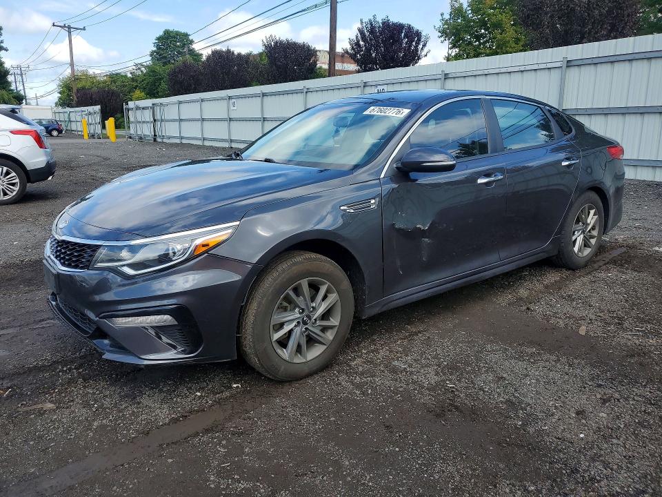 2019 Kia Optima მანქანა იყიდება აუქციონზე, vin: 5XXGT4L36KG326650, აუქციონის ნომერი: 67602776