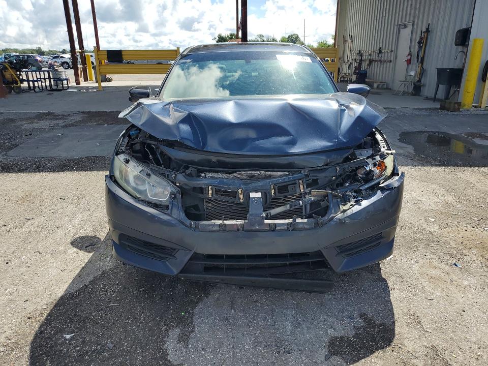 67477746 :رقم المزاد ، 19XFC2F76JE038598 vin ، 2018 Honda Civic مزاد بيع