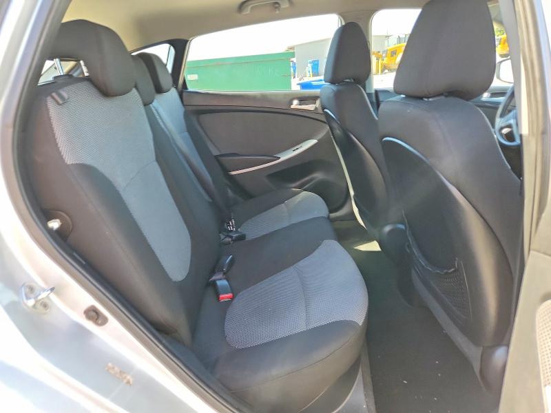 68585576 :رقم المزاد ، KMHCT5AE2DU076535 vin ، 2013 Hyundai Accent مزاد بيع