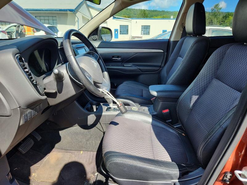 2015 Mitsubishi Outlander მანქანა იყიდება აუქციონზე, vin: JA4AZ3A31FZ007266, აუქციონის ნომერი: 68841616