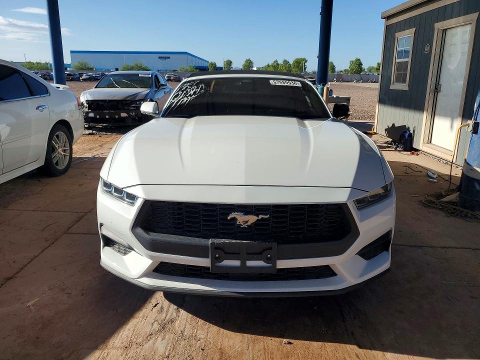 67689936 :رقم المزاد ، 1FAGP8UHXR5106017 vin ، 2024 Ford Mustang مزاد بيع