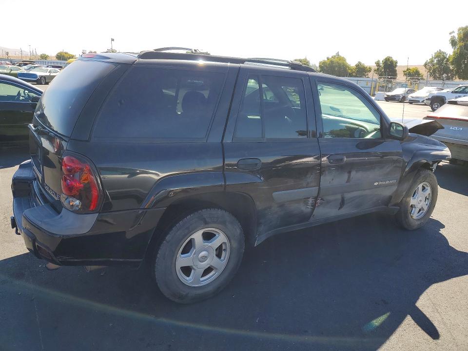 68692126 :رقم المزاد ، 1GNDT13SX32115071 vin ، 2003 Chevrolet Trailblazer مزاد بيع
