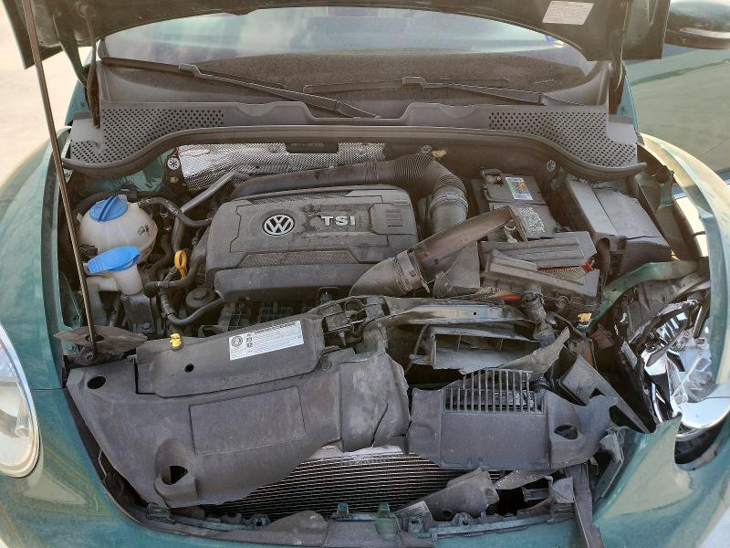 67142316 :رقم المزاد ، 3VW517AT3HM816369 vin ، 2017 Volkswagen Beetle مزاد بيع