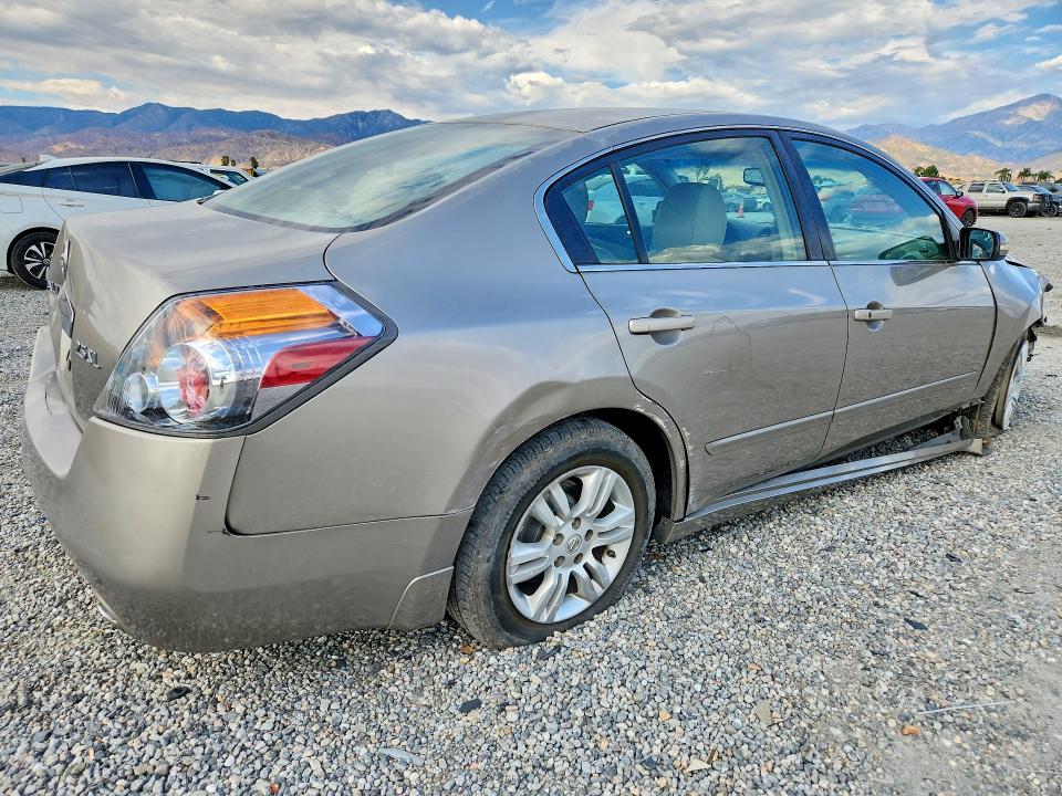 2011 Nissan Altima მანქანა იყიდება აუქციონზე, vin: 1N4AL2AP0BC108287, აუქციონის ნომერი: 68312636