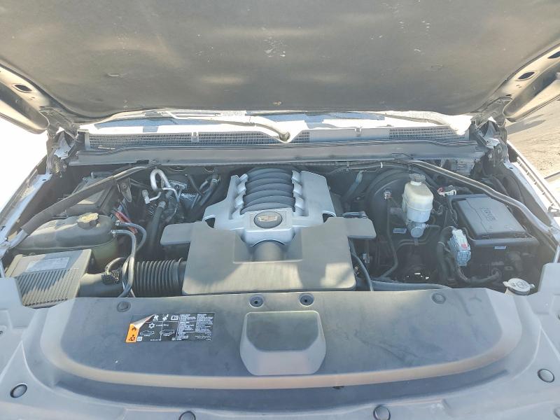 70288056 :رقم المزاد ، 1GYS4HKJ4KR391082 vin ، 2019 Cadillac Escalade مزاد بيع