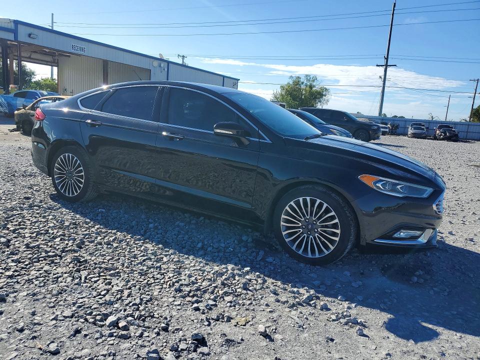 69757206 :رقم المزاد ، 3FA6P0HD8HR353195 vin ، 2017 Ford Fusion مزاد بيع