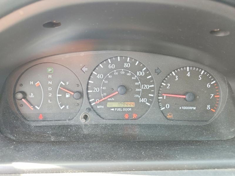 67427246 :رقم المزاد ، 2T1CE22P72C004012 vin ، 2002 Toyota Camry Solara مزاد بيع