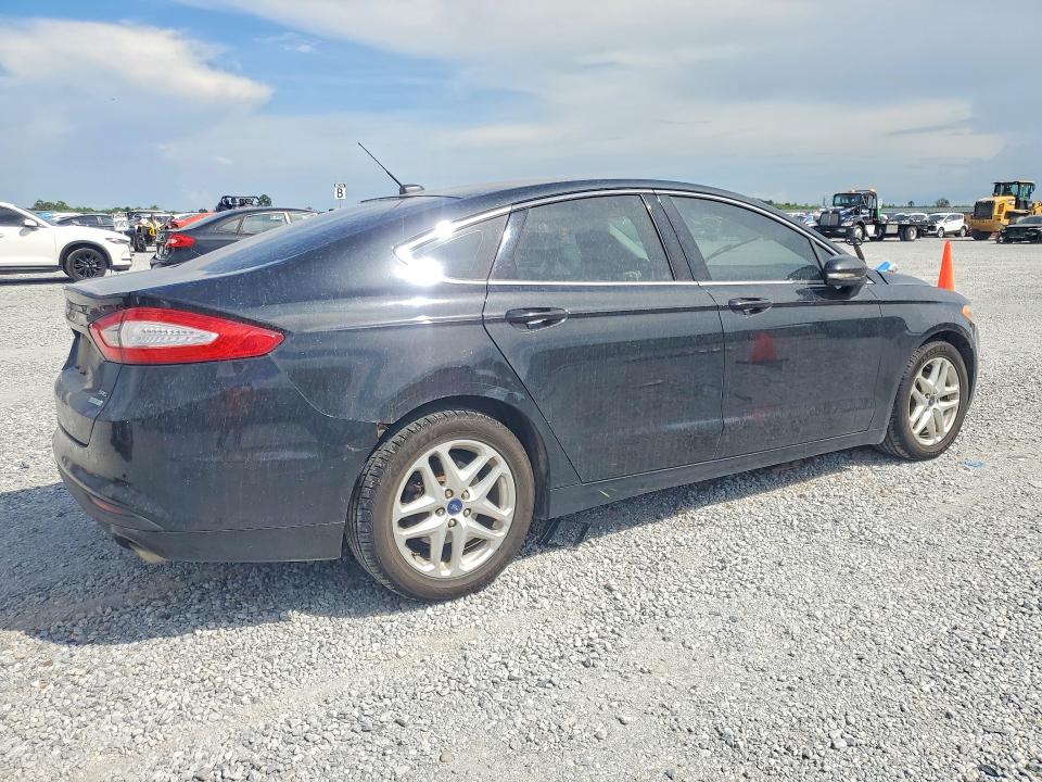 68663176 :رقم المزاد ، 1FA6P0HD1E5406852 vin ، 2014 Ford Fusion مزاد بيع