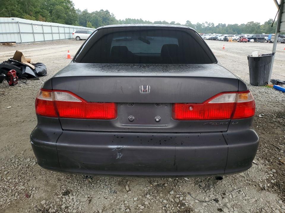 68808666 :رقم المزاد ، 1HGCG5644WA054311 vin ، 1998 Honda Accord مزاد بيع