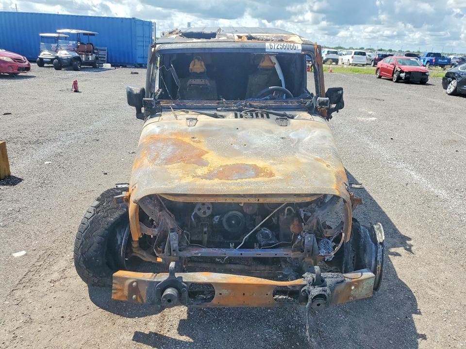 67256066 :رقم المزاد ، 1C4BJWEG3CL262211 vin ، 2012 Jeep Wrangler Unlimited مزاد بيع