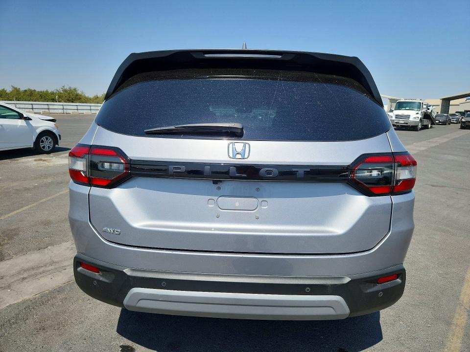 Продаж на аукціоні авто 2023 Honda Pilot, vin: 5FNYG1H50PB035007, номер лоту: 67399366
