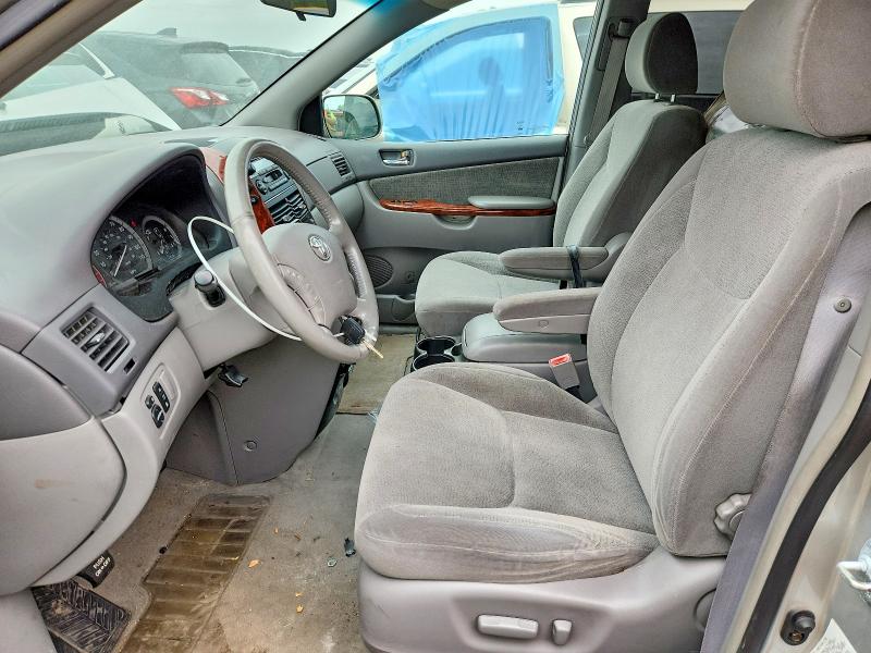 2004 Toyota Sienna მანქანა იყიდება აუქციონზე, vin: 5TDZA22C94S064743, აუქციონის ნომერი: 68672236
