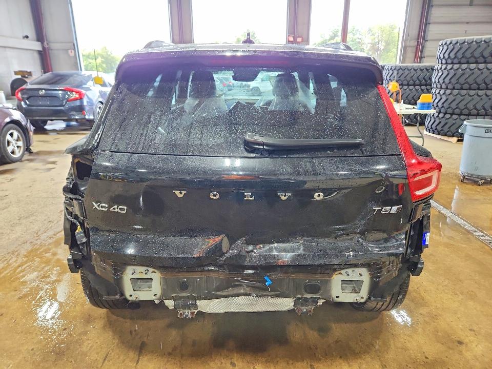70072526 :رقم المزاد ، YV4162XZ0K2005741 vin ، 2019 Volvo Xc40 مزاد بيع