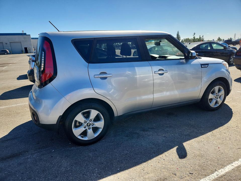 Продаж на аукціоні авто 2018 Kia Soul, vin: KNDJN2A27J7622329, номер лоту: 70656436
