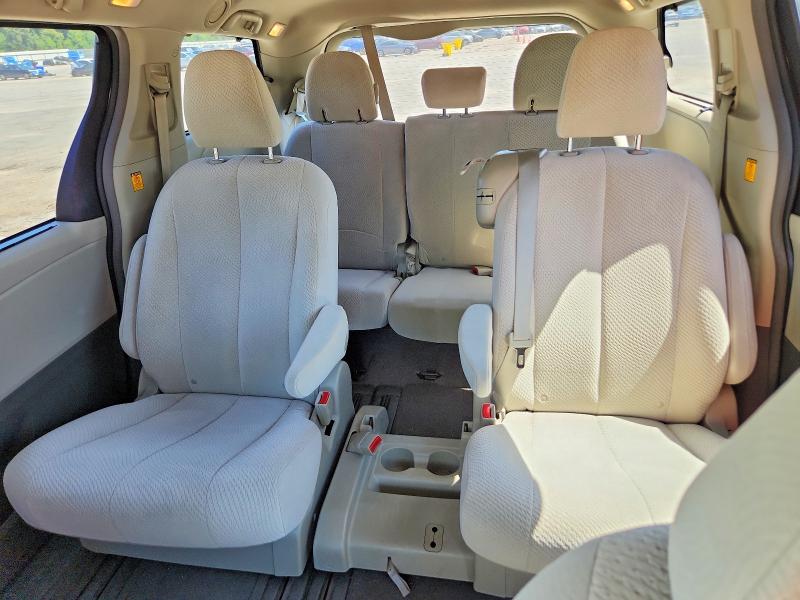 2011 Toyota Sienna მანქანა იყიდება აუქციონზე, vin: 5TDKK3DC6BS141048, აუქციონის ნომერი: 69032706