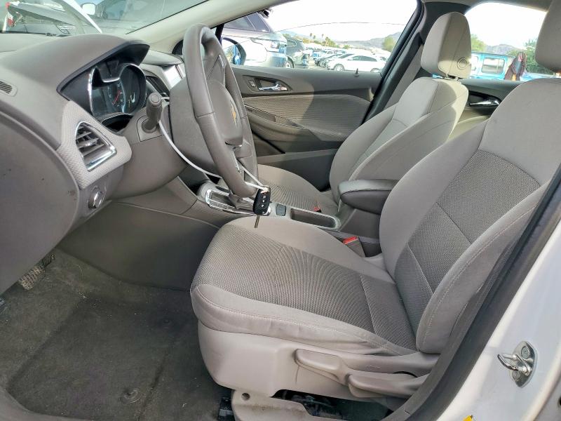 70665406 :رقم المزاد ، 1G1BC5SM0J7223606 vin ، 2018 Chevrolet Cruze مزاد بيع