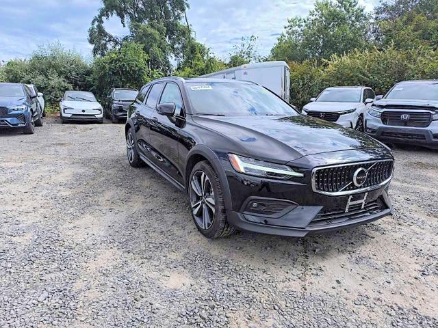 Aukcja sprzedaży 2026 Volvo V60 Cross Country, vin: YV4L12WK0T2170119, numer aukcji: 67754906
