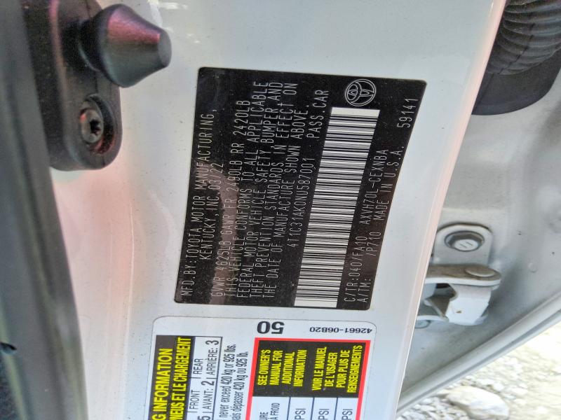 70525196 :رقم المزاد ، 4T1C31AK0NU587001 vin ، 2022 Toyota Camry مزاد بيع