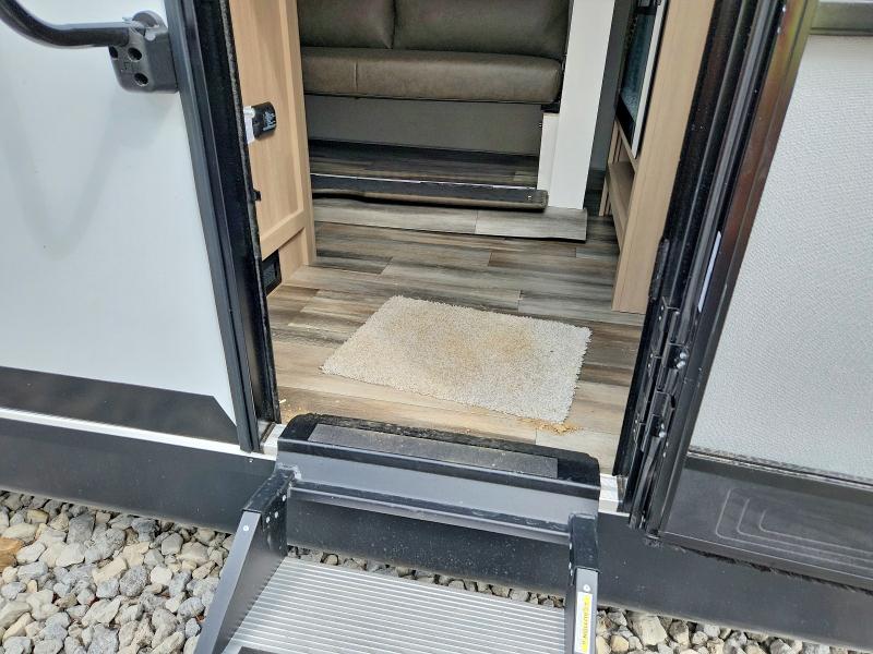 69204866 :رقم المزاد ، 58TBM0BP9V16X3227 vin ، 2027 Open Range Travel Trailer مزاد بيع