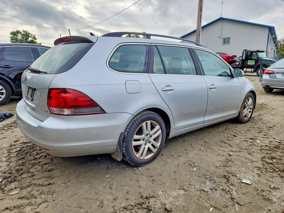 2014 Volkswagen Jetta მანქანა იყიდება აუქციონზე, vin: 3VWML7AJ9EM606326, აუქციონის ნომერი: 70987146