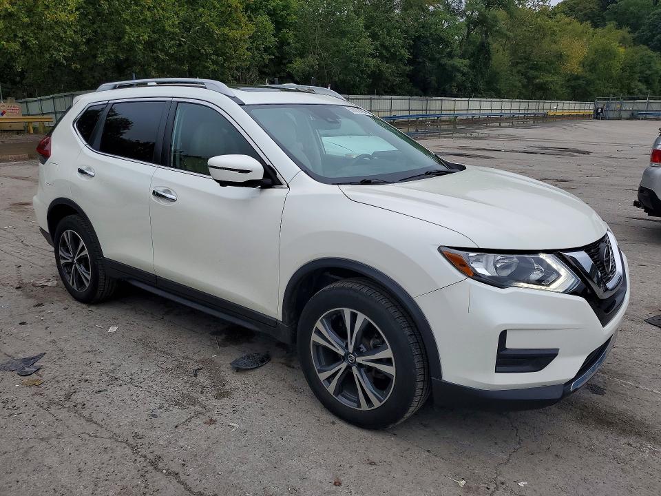 69622166 :رقم المزاد ، 5N1AT2MV5KC732425 vin ، 2019 Nissan Rogue مزاد بيع