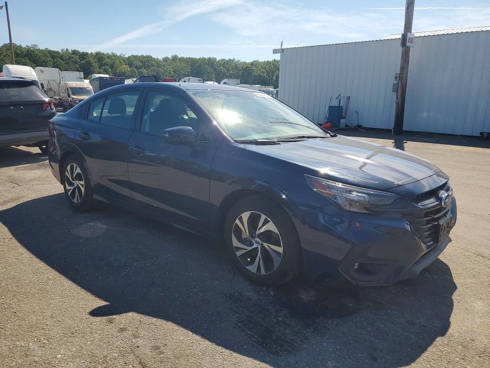 67893556 :رقم المزاد ، 4S3BWAD61S3021033 vin ، 2025 Subaru Legacy مزاد بيع