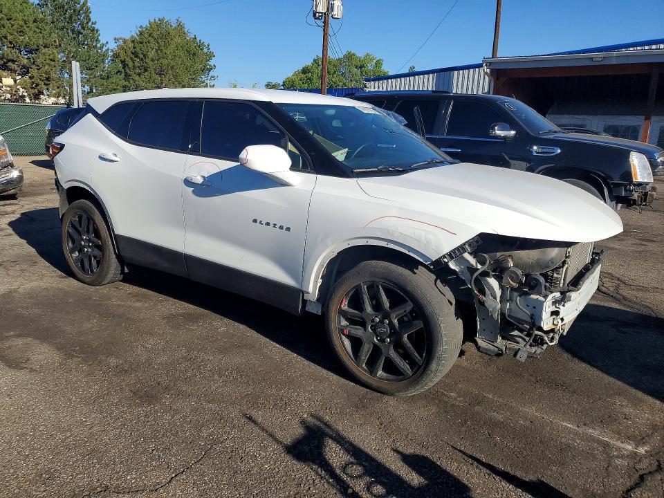 68099766 :رقم المزاد ، 3GNKBGRS3KS701604 vin ، 2019 Chevrolet Blazer مزاد بيع