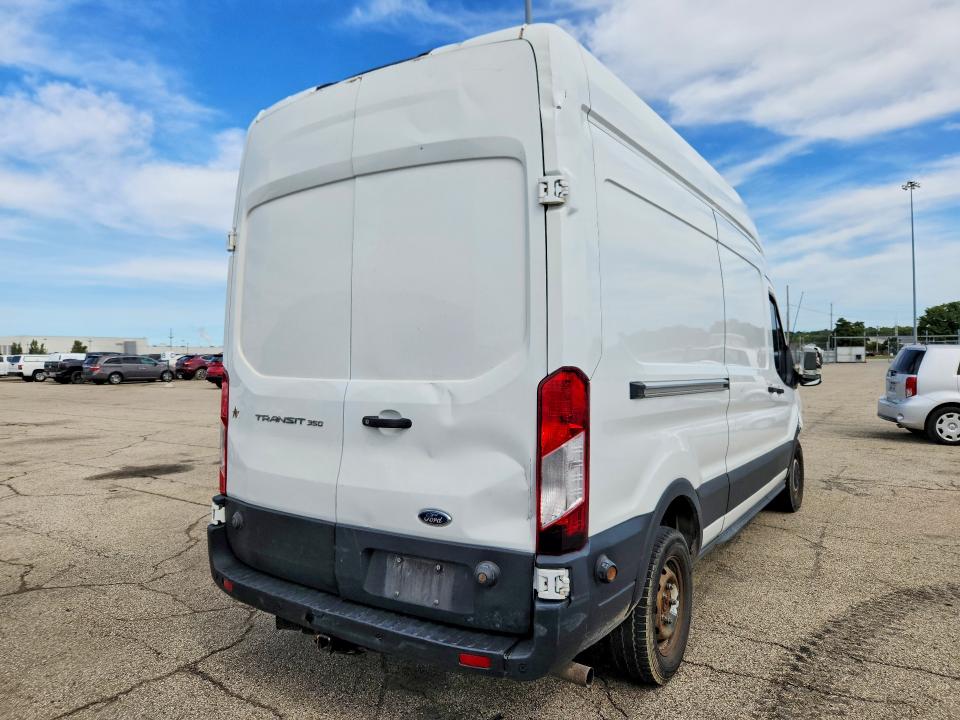 Продаж на аукціоні авто 2020 Ford Transit, vin: 1FTBW1X84LKB45897, номер лоту: 68010036