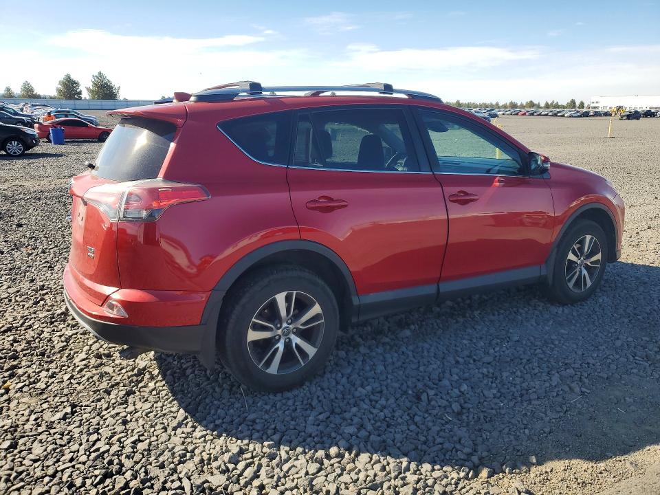 70103976 :رقم المزاد ، 2T3RFREV2HW678982 vin ، 2017 Toyota Rav4 مزاد بيع