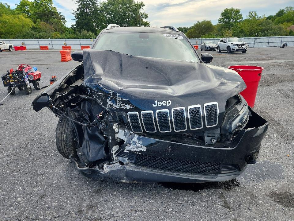 68374926 :رقم المزاد ، 1C4PJMLB6KD418218 vin ، 2019 Jeep Cherokee مزاد بيع