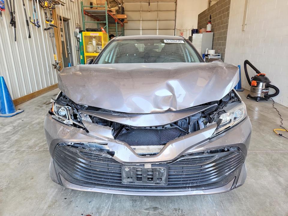 Продажа на аукционе авто 2019 Toyota Camry, vin: 4T1B11HK6KU686487, номер лота: 67409476
